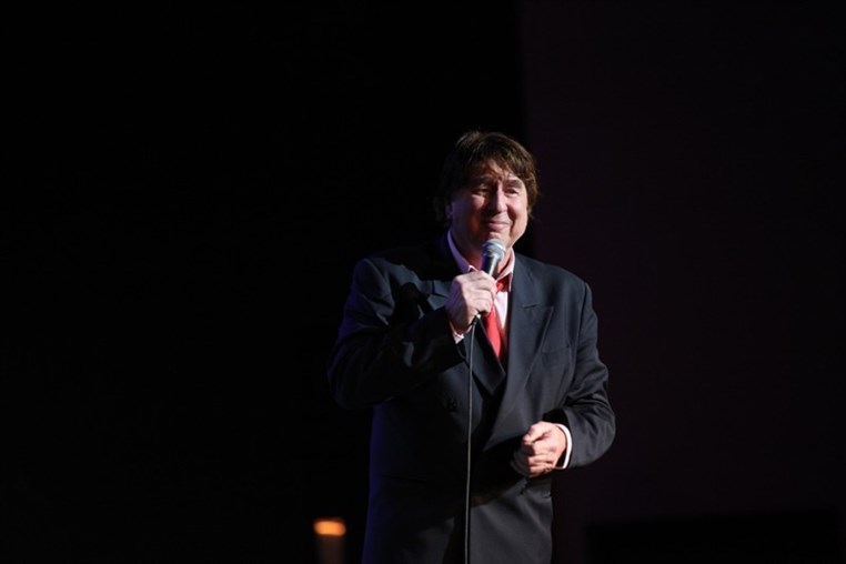 Bernard Sauvat Au Casino Du Liban